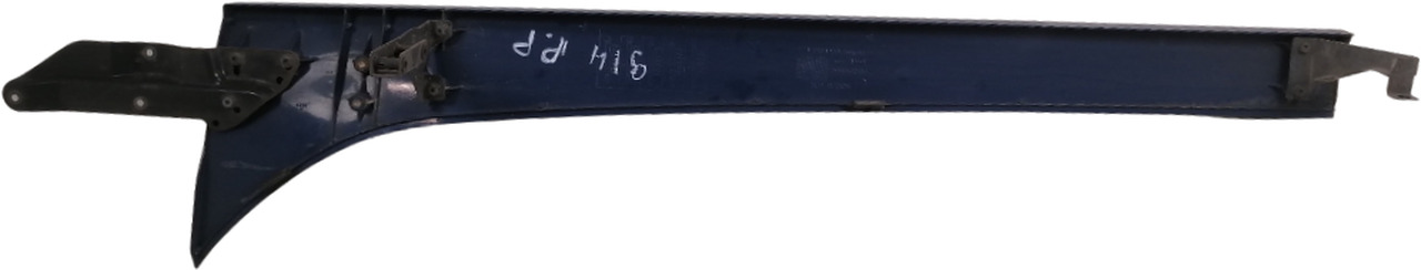 Scania Scania cab wind deflector, right side 1348520 - Aérodynamique/ Spoilers pour Camion: photos 4 Scania Scania cab wind deflector, right side 1348520 - Aérodynamique/ Spoilers pour Camion: photos 4