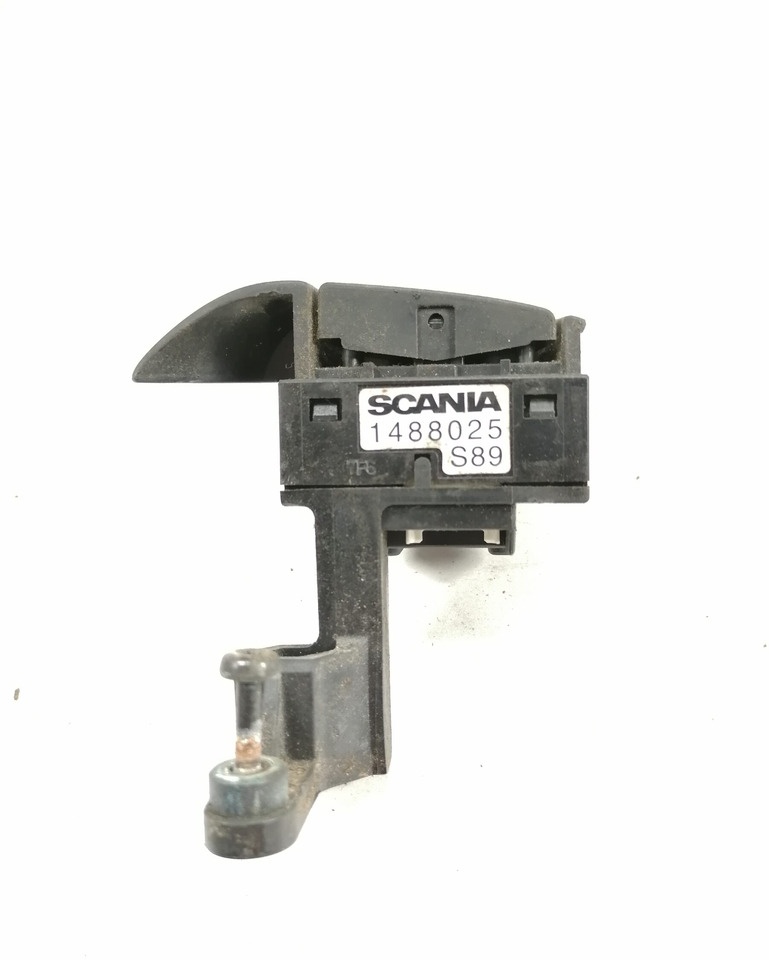 Scania Switch, steering wheel 1488025 - Commande de gouvernail pour Camion: photos 1 Scania Switch, steering wheel 1488025 - Commande de gouvernail pour Camion: photos 1