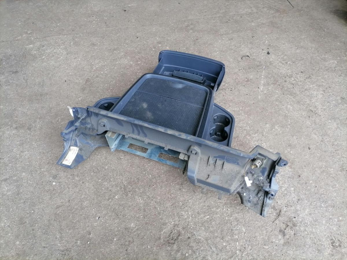 Scania Tool box 1942220 - Pièce universelle pour Camion: photos 4 Scania Tool box 1942220 - Pièce universelle pour Camion: photos 4