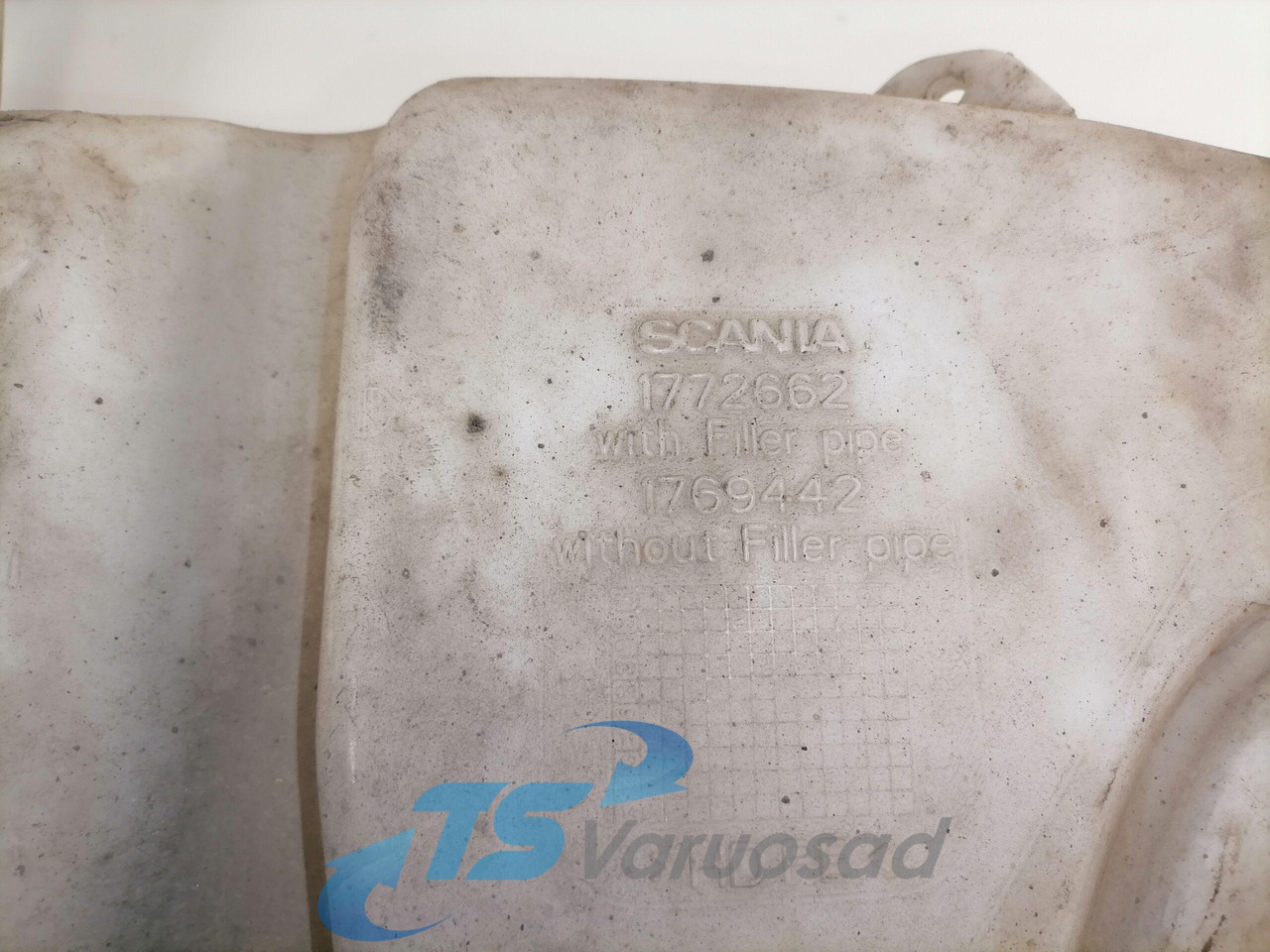 Scania Windscreen washer fluid tank 1772662 - Essuie-glace pour Camion: photos 4 Scania Windscreen washer fluid tank 1772662 - Essuie-glace pour Camion: photos 4