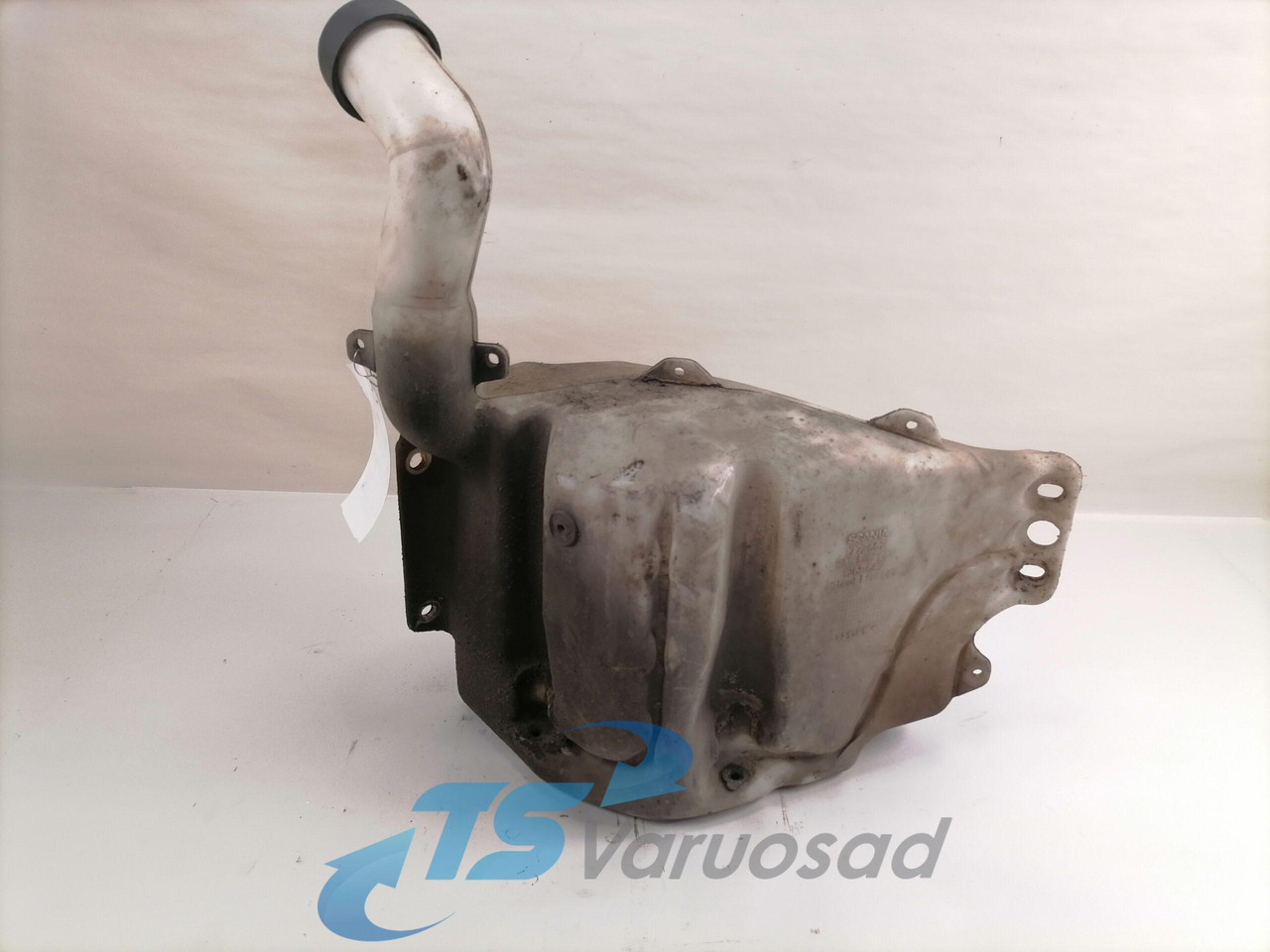 Scania Windscreen washer fluid tank 1772662 - Essuie-glace pour Camion: photos 5 Scania Windscreen washer fluid tank 1772662 - Essuie-glace pour Camion: photos 5