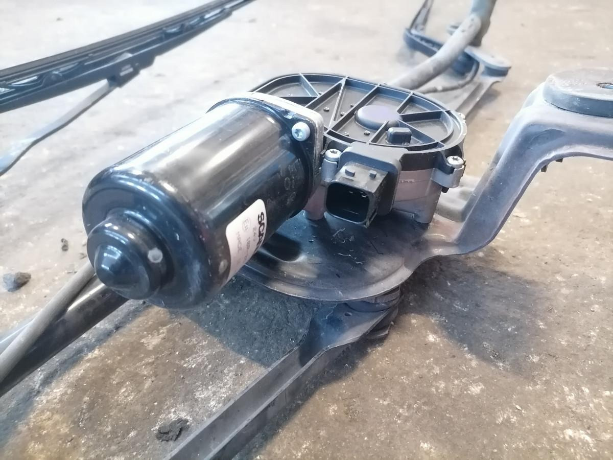 Scania Wiper frame 2372063 - Essuie-glace pour Camion: photos 5 Scania Wiper frame 2372063 - Essuie-glace pour Camion: photos 5