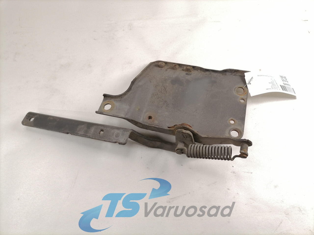 Scania lower grille carrier hinge 1742264 - Calandre pour Camion: photos 3 Scania lower grille carrier hinge 1742264 - Calandre pour Camion: photos 3