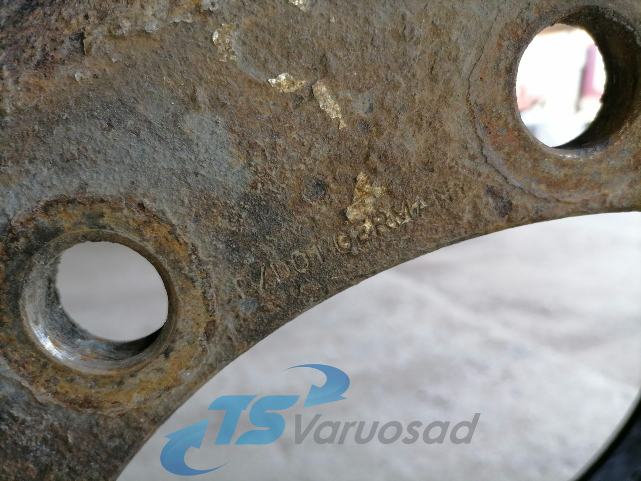 Universaalne Eracle ER-70S 315/70R22,5 31570R225 - Pneus et jantes pour Camion: photos 3 Universaalne Eracle ER-70S 315/70R22,5 31570R225 - Pneus et jantes pour Camion: photos 3