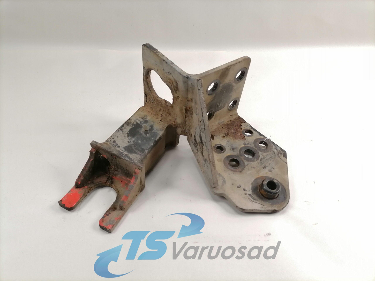 Volvo Bumper bracket 20499243 - Pare-chocs pour Camion: photos 1 Volvo Bumper bracket 20499243 - Pare-chocs pour Camion: photos 1