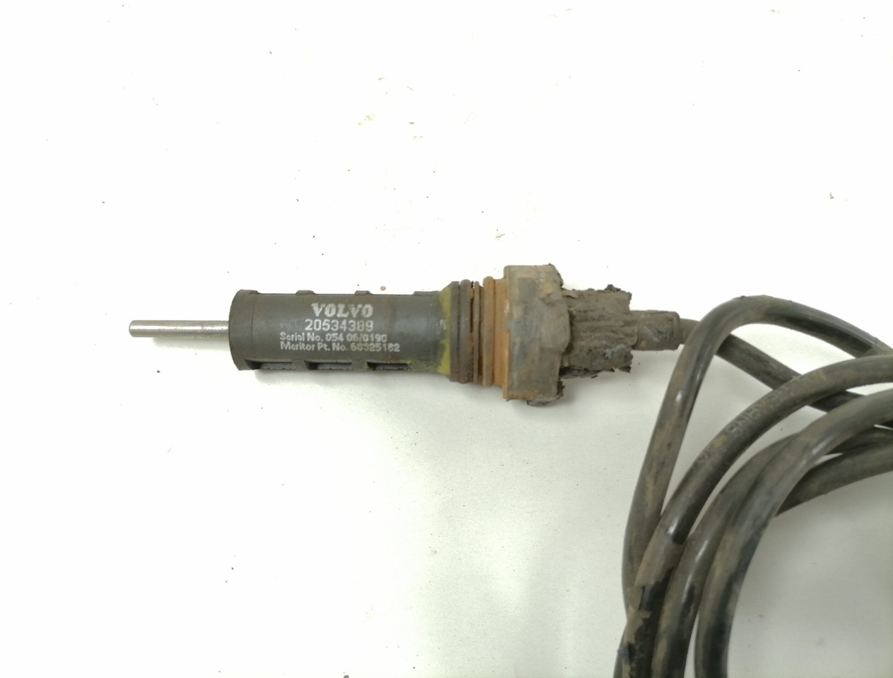 Volvo Cable, brake pad 20534389 - Pièces de frein pour Camion: photos 2 Volvo Cable, brake pad 20534389 - Pièces de frein pour Camion: photos 2