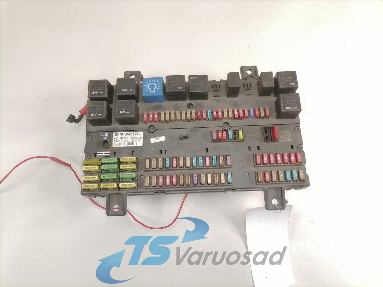 Volvo Central electric unit 20476480 - Fusible pour Camion: photos 1 Volvo Central electric unit 20476480 - Fusible pour Camion: photos 1