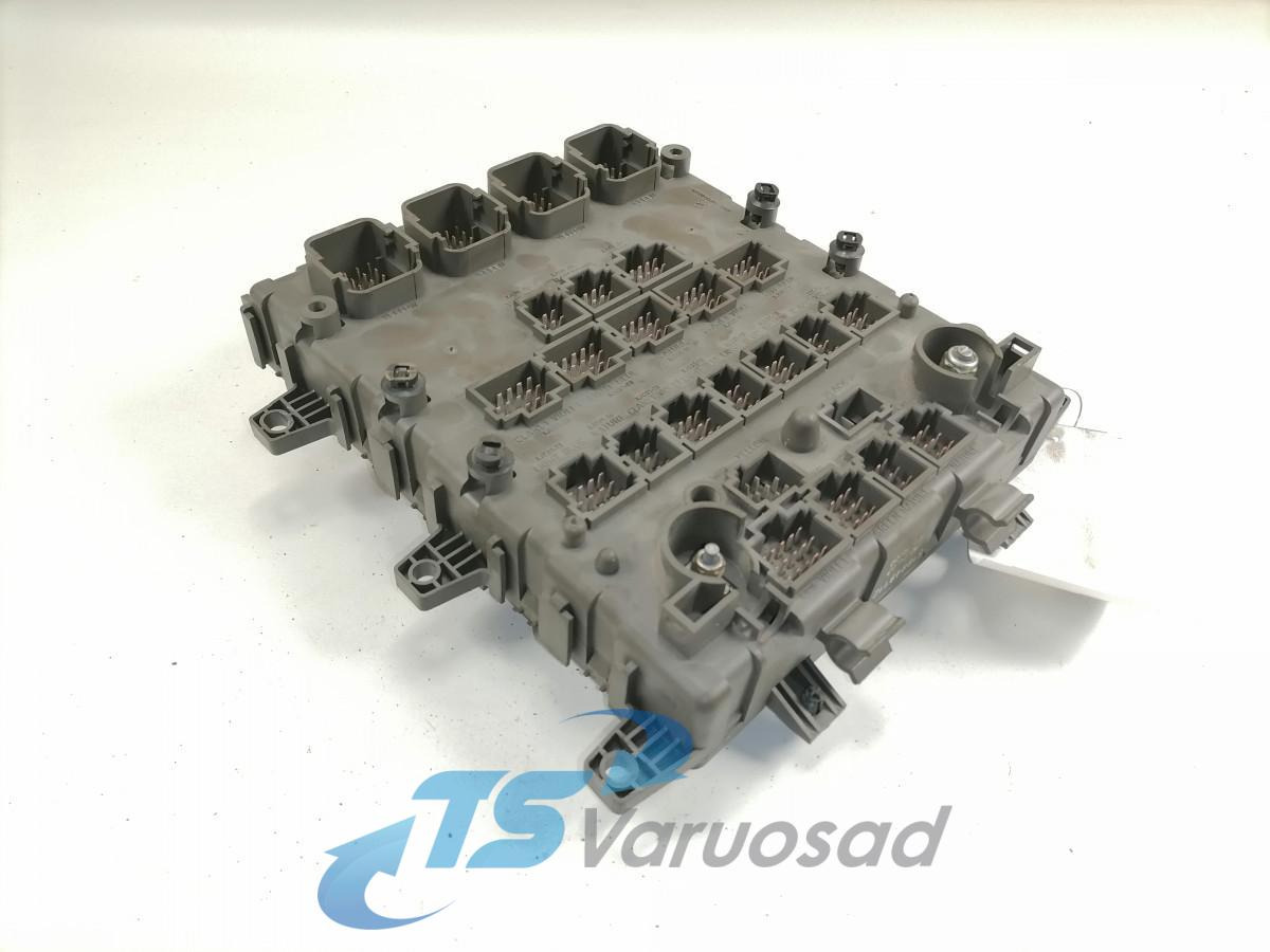 Volvo Central electric unit 5010590677 - Fusible pour Camion: photos 4 Volvo Central electric unit 5010590677 - Fusible pour Camion: photos 4