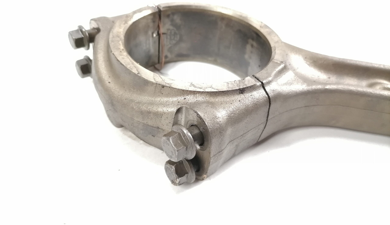 Volvo Connecting rod 20897068 - Pistons/ Anneaux/ Manchons pour Camion: photos 2 Volvo Connecting rod 20897068 - Pistons/ Anneaux/ Manchons pour Camion: photos 2