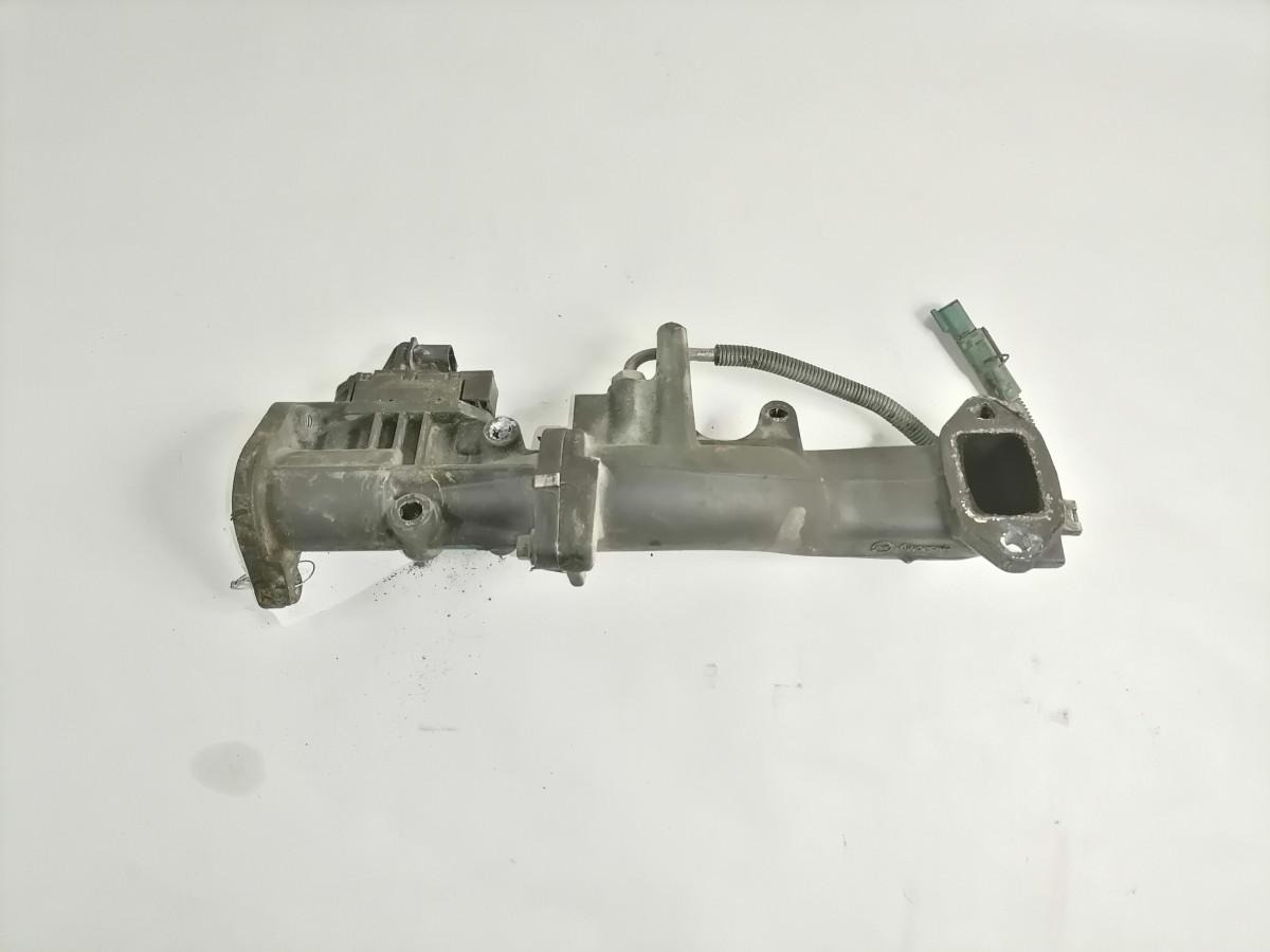 Volvo EGR pipe 21858913 - Système d'échappement pour Camion: photos 2 Volvo EGR pipe 21858913 - Système d'échappement pour Camion: photos 2