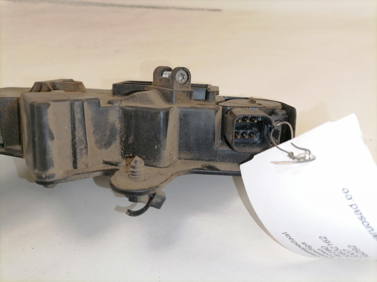 Volvo Gaasipedaal reostaadiga 20832162 - Préparation du carburant pour Camion: photos 3 Volvo Gaasipedaal reostaadiga 20832162 - Préparation du carburant pour Camion: photos 3