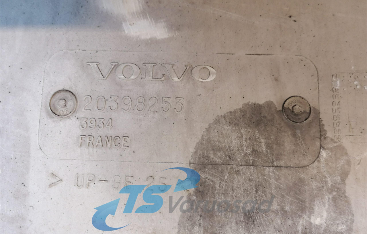 Volvo Grille panel 20398253 - Calandre pour Camion: photos 4 Volvo Grille panel 20398253 - Calandre pour Camion: photos 4