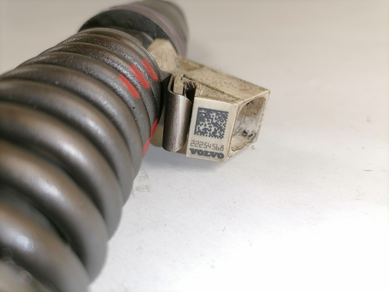 Volvo Injector 22254568 - Pompe à carburant pour Camion: photos 4 Volvo Injector 22254568 - Pompe à carburant pour Camion: photos 4