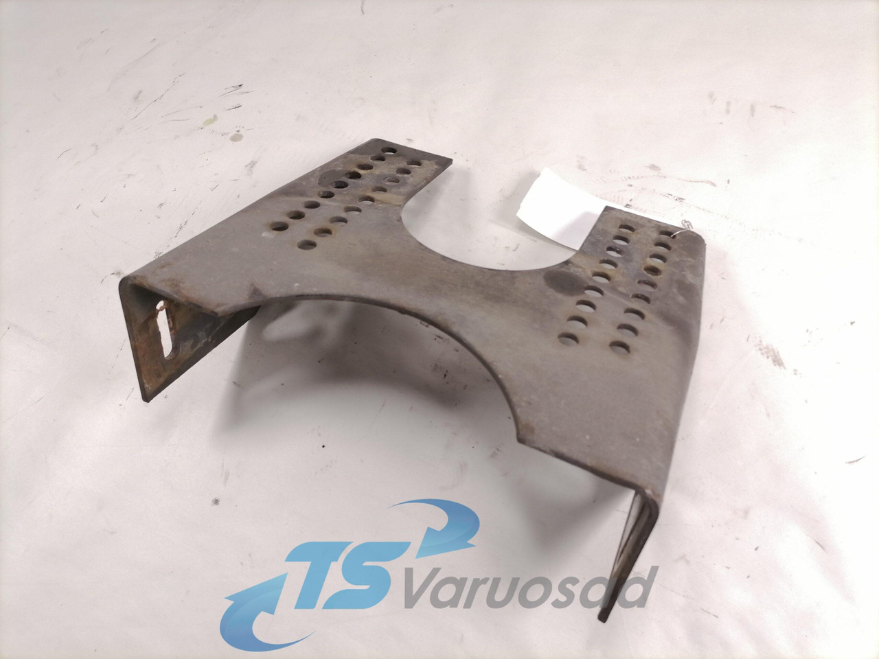 Volvo Kardaani tugilaagri kandur 3985105 - Arbre à cardan pour Camion: photos 2 Volvo Kardaani tugilaagri kandur 3985105 - Arbre à cardan pour Camion: photos 2