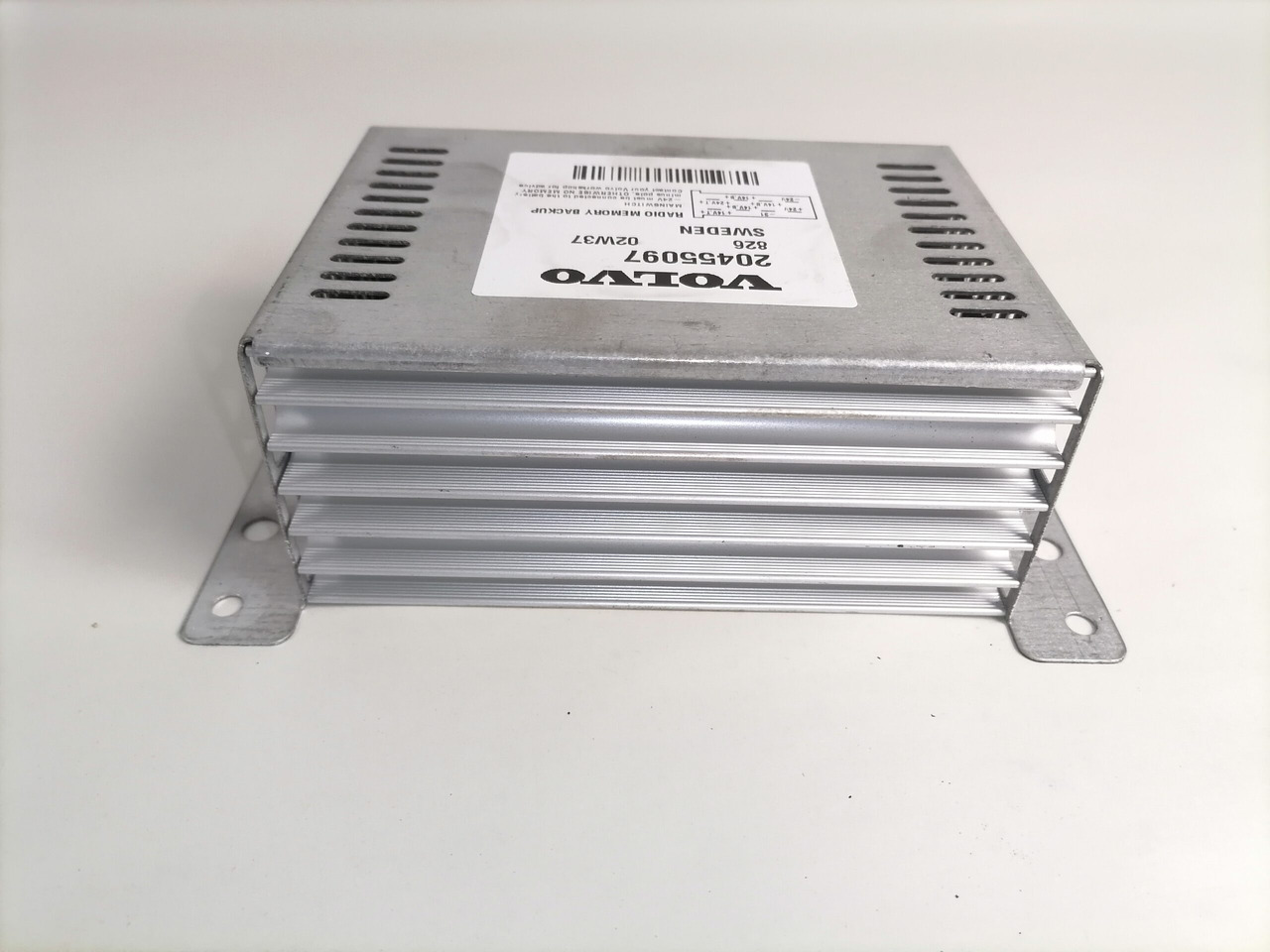 Volvo Radio Memory Backup 20455097 - Bloc de gestion pour Camion: photos 4 Volvo Radio Memory Backup 20455097 - Bloc de gestion pour Camion: photos 4