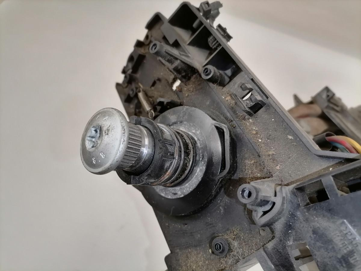 Volvo Roolisammas 20812322 - Colonne de direction pour Camion: photos 4 Volvo Roolisammas 20812322 - Colonne de direction pour Camion: photos 4