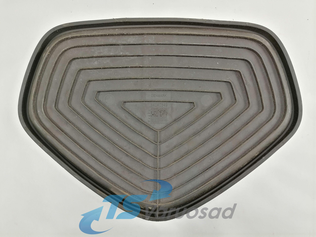 Volvo Salongi plastik 84040349 - Pièce universelle pour Camion: photos 3 Volvo Salongi plastik 84040349 - Pièce universelle pour Camion: photos 3