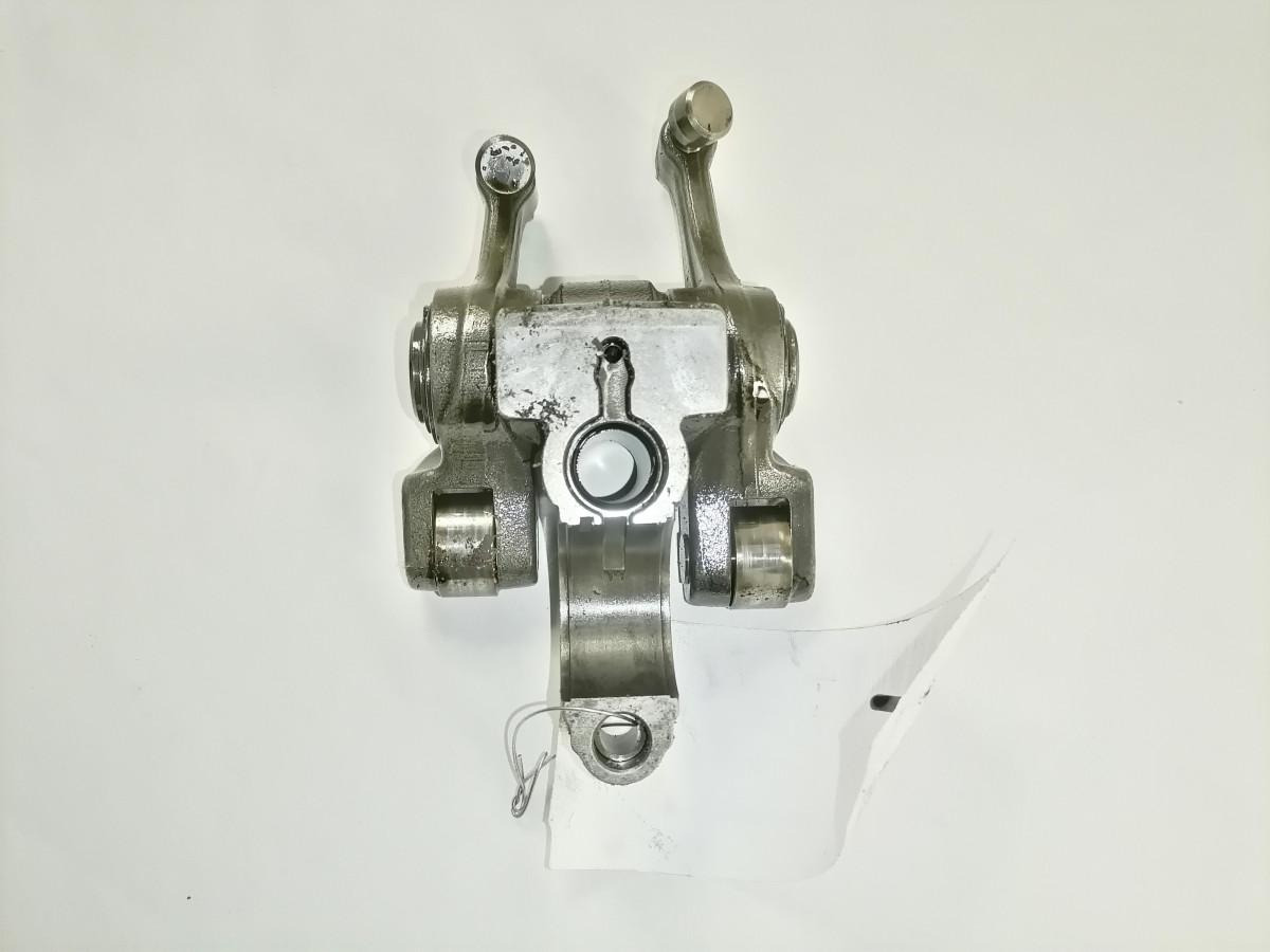 Volvo Set of rockers with shaft 21796360 - Pièce universelle pour Camion: photos 3 Volvo Set of rockers with shaft 21796360 - Pièce universelle pour Camion: photos 3