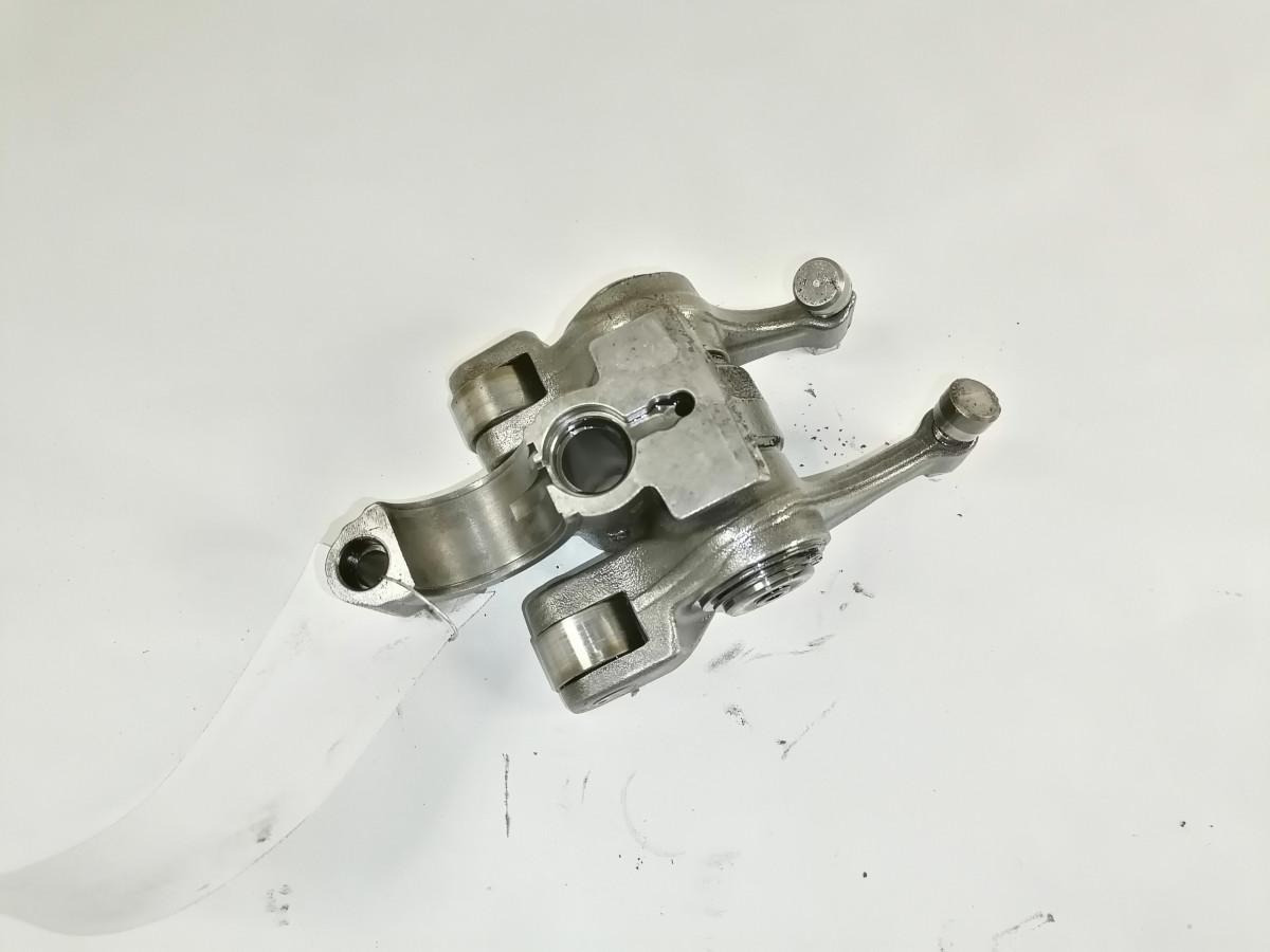 Volvo Set of rockers with shaft 21796360 - Pièce universelle pour Camion: photos 3 Volvo Set of rockers with shaft 21796360 - Pièce universelle pour Camion: photos 3