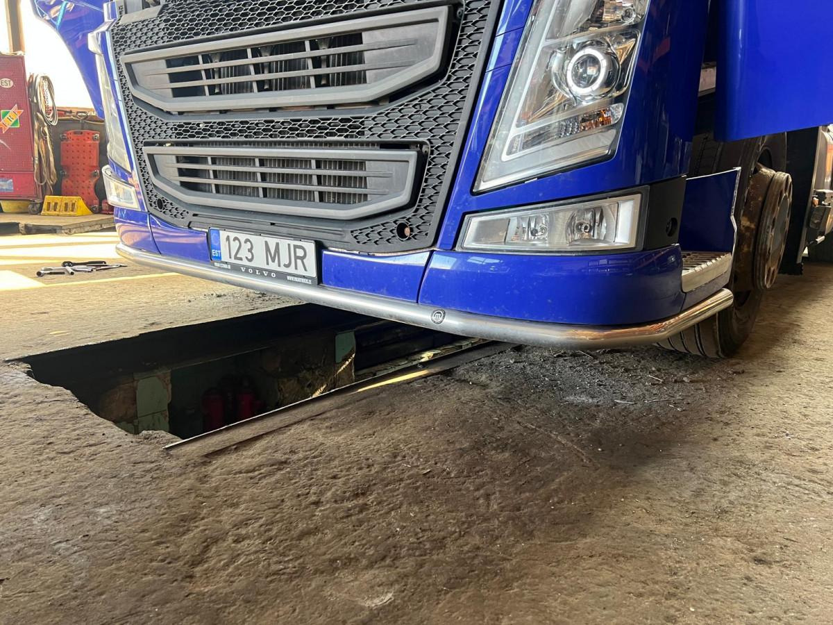 Volvo Stangeääris METEC - Pare-chocs pour Camion: photos 5 Volvo Stangeääris METEC - Pare-chocs pour Camion: photos 5