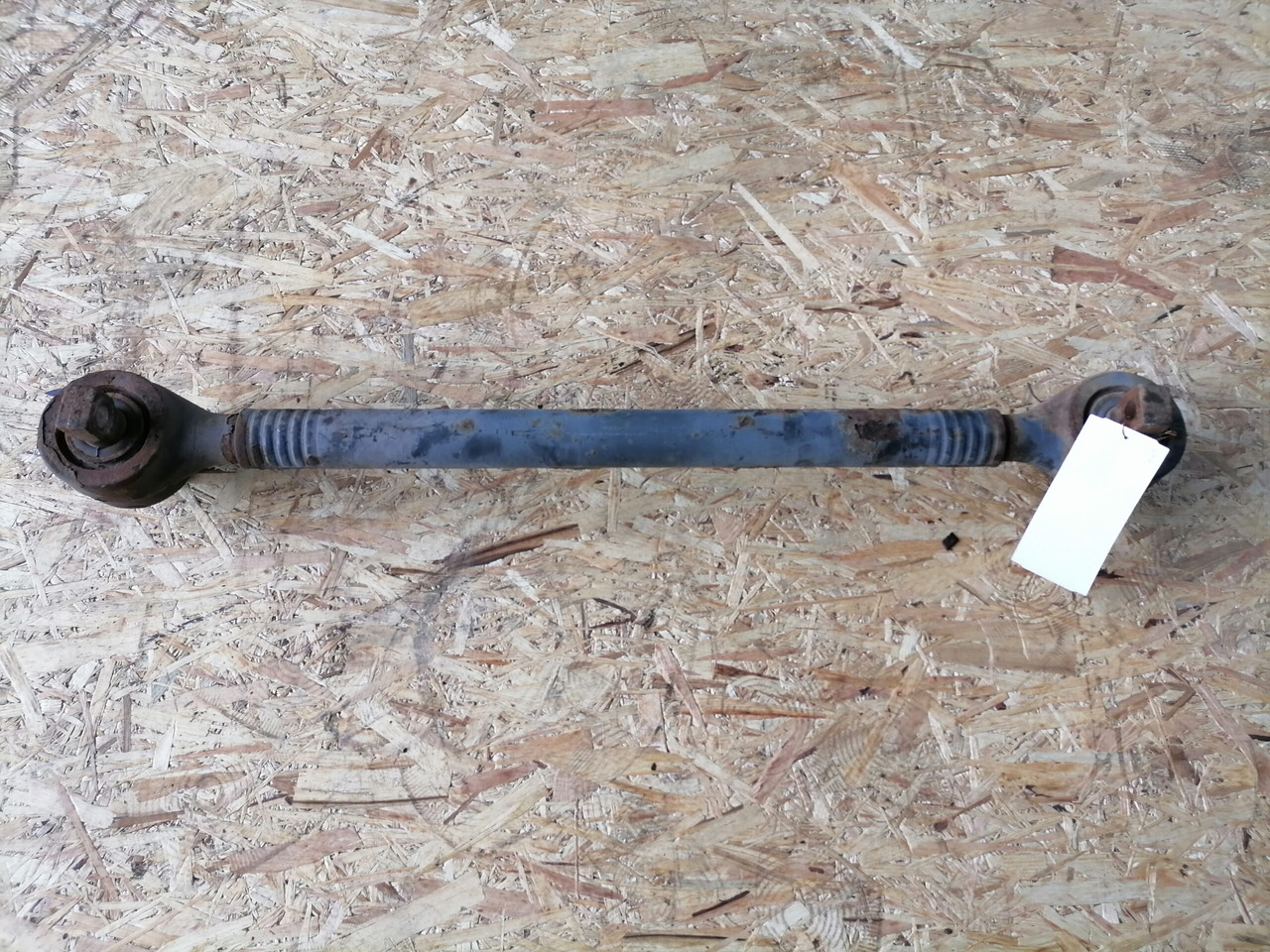 Volvo Torque rod 20410053 - Essieu et pièces pour Camion: photos 5 Volvo Torque rod 20410053 - Essieu et pièces pour Camion: photos 5