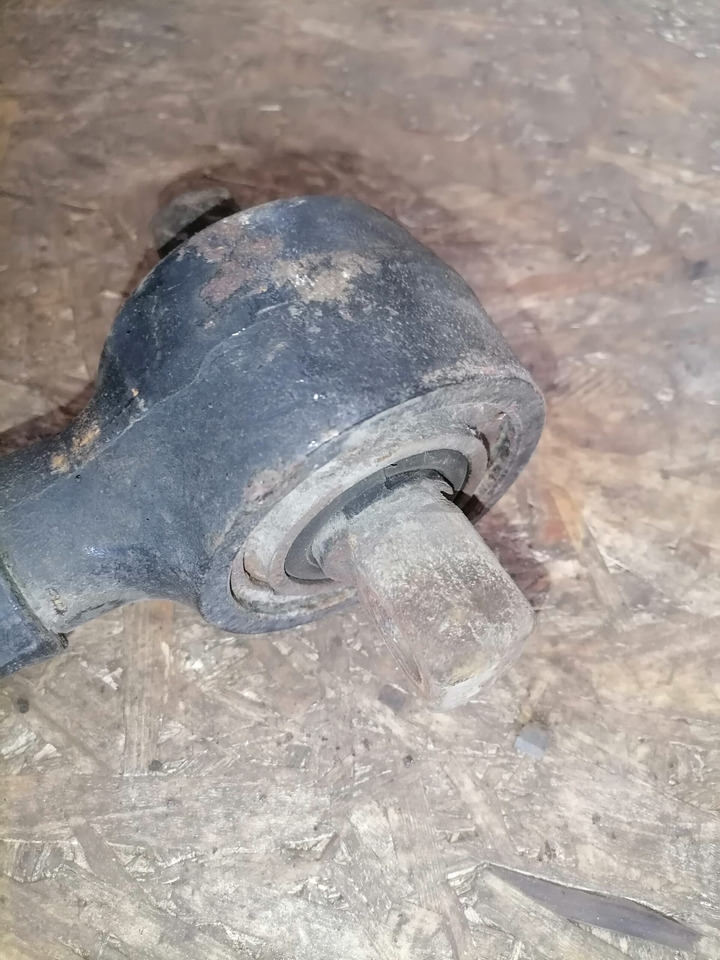 Volvo V- rod 20703338 - Essieu et pièces pour Camion: photos 3 Volvo V- rod 20703338 - Essieu et pièces pour Camion: photos 3