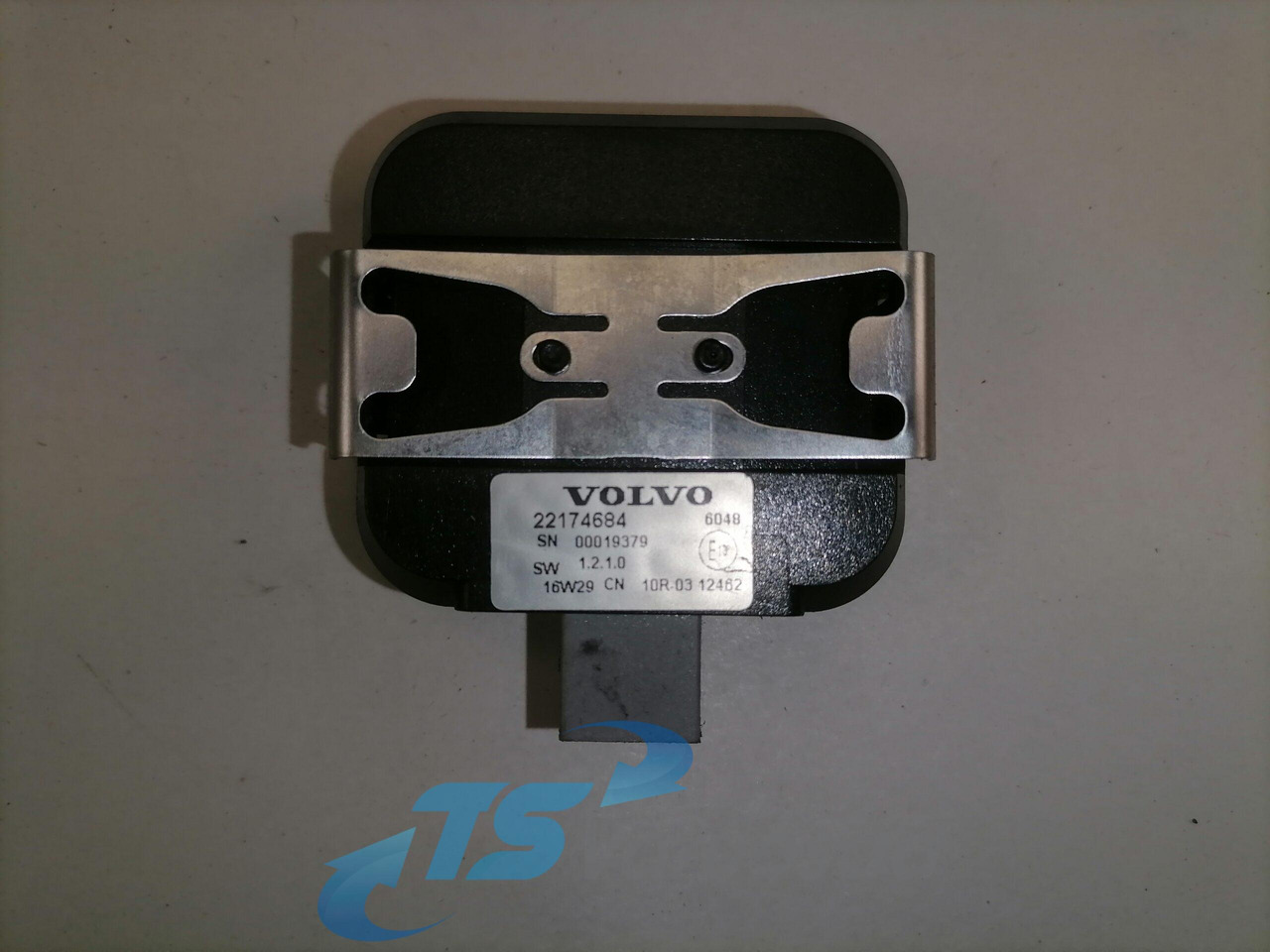 Volvo Vihmasensor 22174684 - Bloc de gestion pour Camion: photos 3 Volvo Vihmasensor 22174684 - Bloc de gestion pour Camion: photos 3