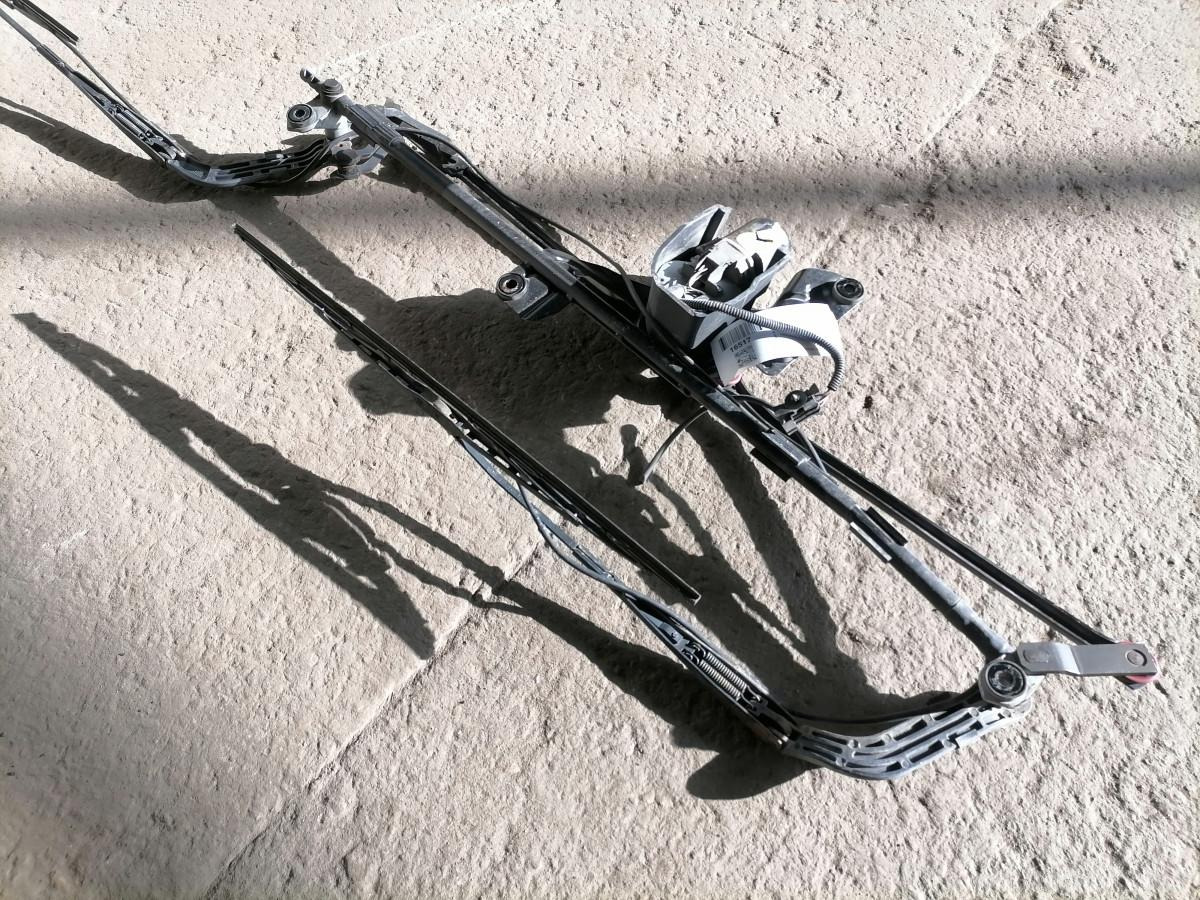 Volvo Wiper frame 688044 - Essuie-glace pour Camion: photos 4 Volvo Wiper frame 688044 - Essuie-glace pour Camion: photos 4