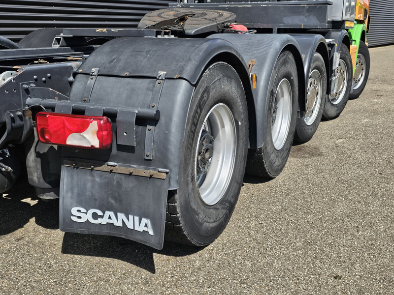 Scania P420 10x4 / 150T / MANUAL GEARBOX / RETARDER - Camion: photos 4 Scania P420 10x4 / 150T / MANUAL GEARBOX / RETARDER - Camion: photos 4