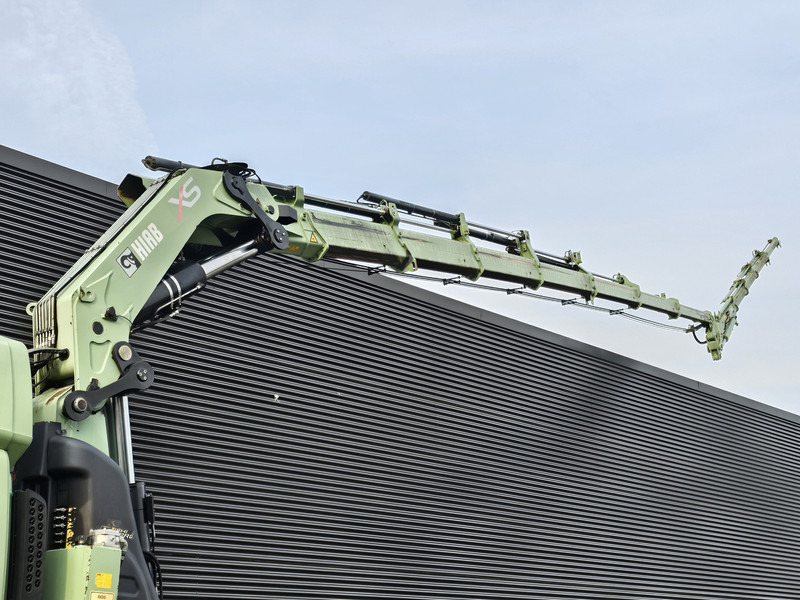 DAF CF 85.410 / HIAB 70TM + JIB / 8X2 / KRAN/CRANE - Camion grue: photos 2 DAF CF 85.410 / HIAB 70TM + JIB / 8X2 / KRAN/CRANE - Camion grue: photos 2