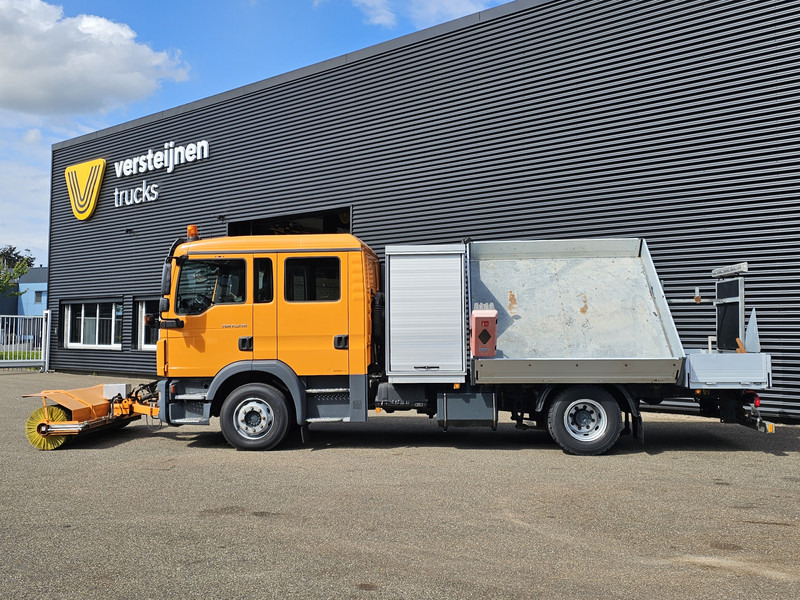 MAN TGM 15.240 BL / TIPPER / DOKA / VEEG / SWEEPER - Camion benne: photos 2 MAN TGM 15.240 BL / TIPPER / DOKA / VEEG / SWEEPER - Camion benne: photos 2