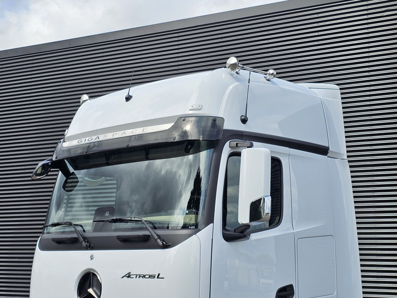 Mercedes-Benz ACTROS 2548 / GIGASPACE / 6X2/4 / !! NEW !! / PTO - Tracteur routier: photos 5 Mercedes-Benz ACTROS 2548 / GIGASPACE / 6X2/4 / !! NEW !! / PTO - Tracteur routier: photos 5