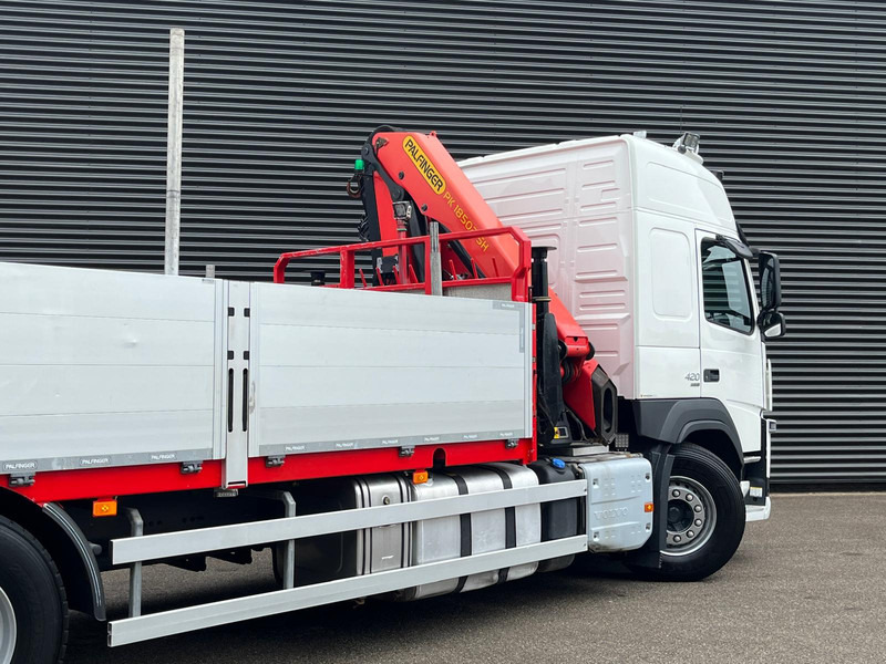 Camion plateau, Camion grue Volvo FM420 4x2 / PALFINGER 18502 - 17 mtr / CRANE / KRAN: photos 10