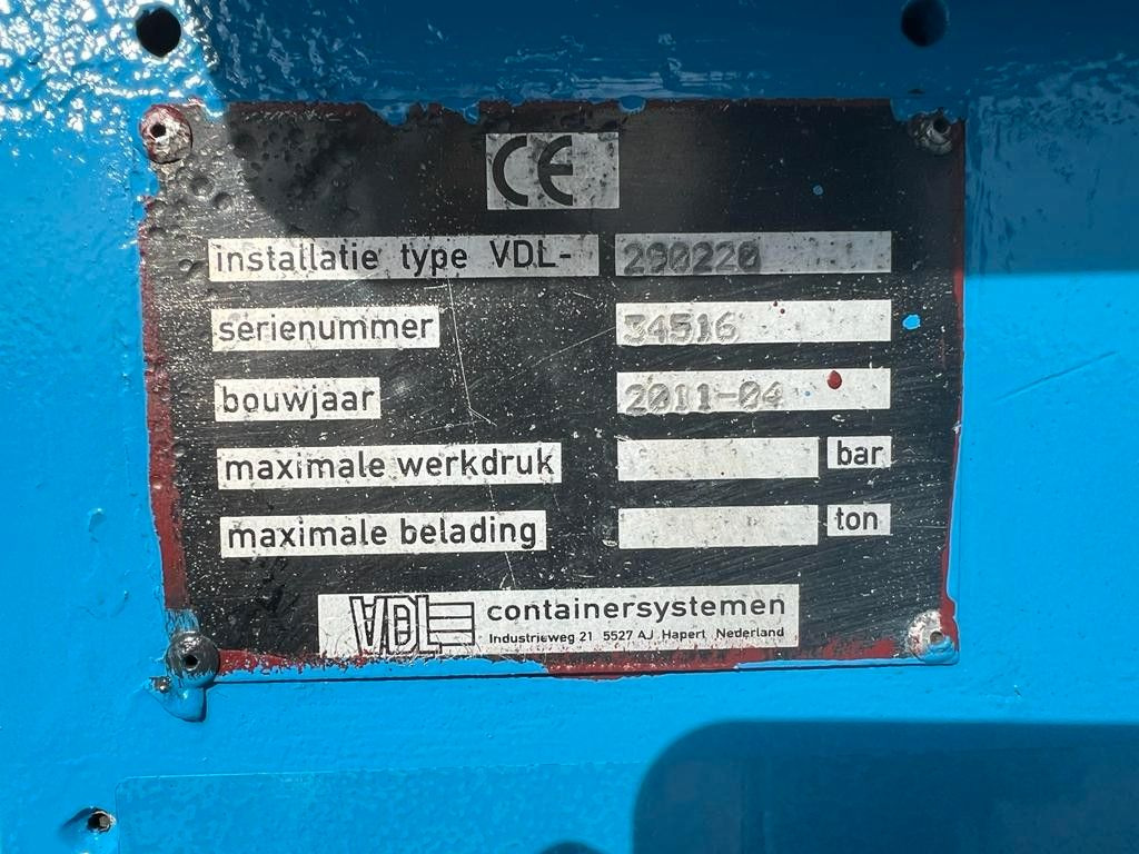 DAF CF 85.460 6X2 VDL Absetzer Top Zustand Retarder DAF CF 85.460 6X2 VDL Absetzer Top Zustand Retarder - Camion multibenne: photos 4 DAF CF 85.460 6X2 VDL Absetzer Top Zustand Retarder DAF CF 85.460 6X2 VDL Absetzer Top Zustand Retarder - Camion multibenne: photos 4