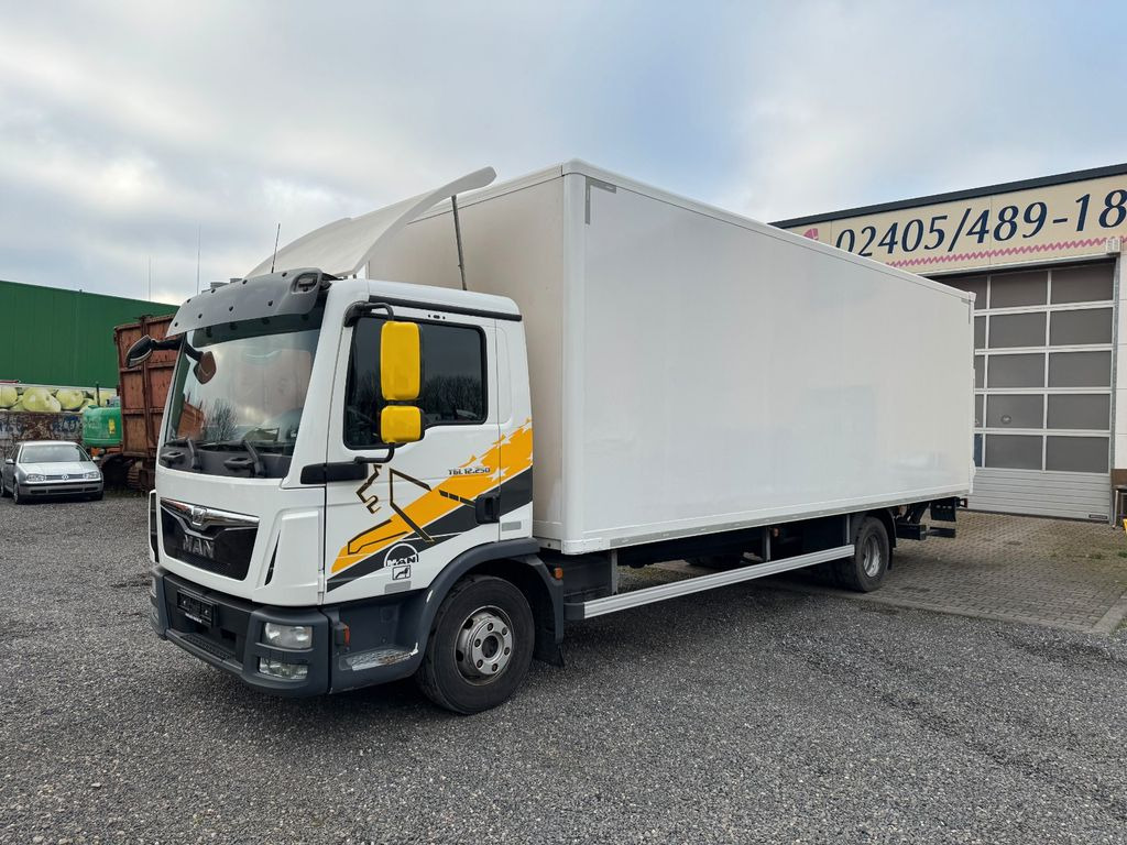 MAN 12.250 4X2 Koffer LBW Klima Diff.Sperre AHK - Camion fourgon: photos 1 MAN 12.250 4X2 Koffer LBW Klima Diff.Sperre AHK - Camion fourgon: photos 1