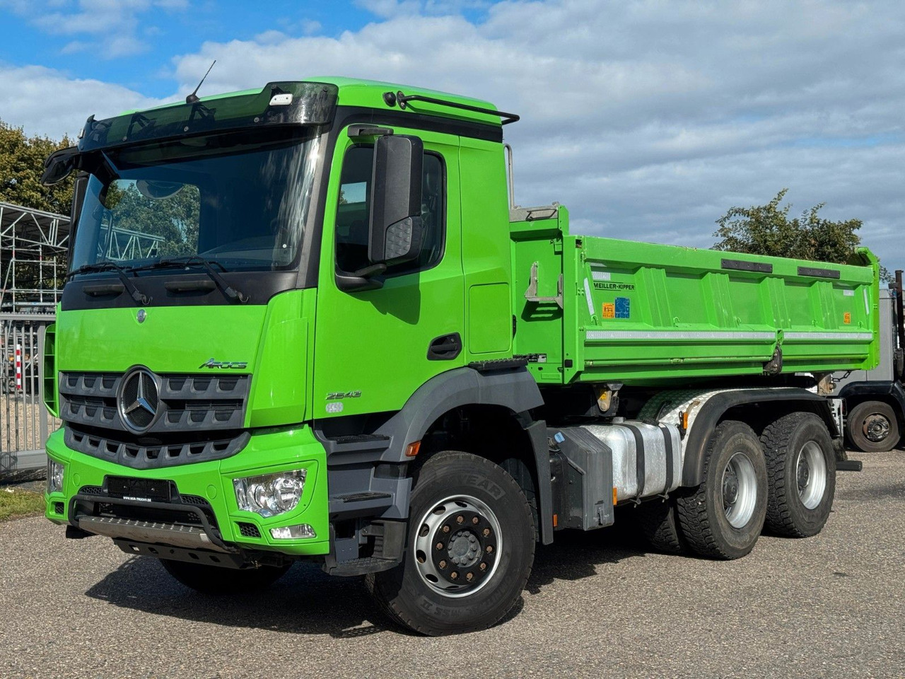 Mercedes-Benz 2643 6X4 Meiller 3 S. Bordmatik Top Zustand - Camion benne: photos 3 Mercedes-Benz 2643 6X4 Meiller 3 S. Bordmatik Top Zustand - Camion benne: photos 3