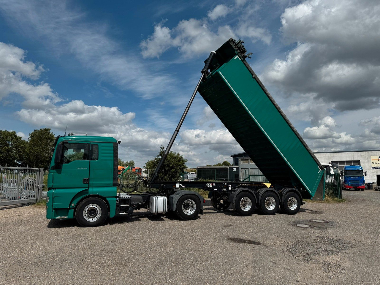 MAN 18.460 4X2 & Langendorf Stahl / Aluminium 24 kub - Tracteur routier: photos 1 MAN 18.460 4X2 & Langendorf Stahl / Aluminium 24 kub - Tracteur routier: photos 1