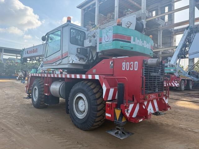 Link-Belt RTC8030-2 - Grue automotrice lente: photos 2 Link-Belt RTC8030-2 - Grue automotrice lente: photos 2
