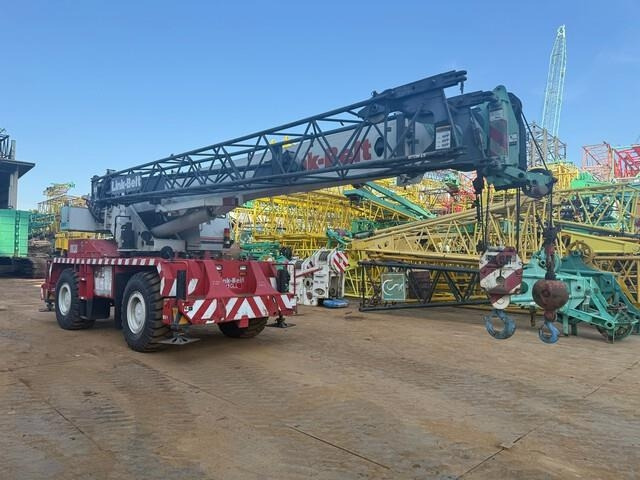 Link-Belt RTC8030-2 - Grue automotrice lente: photos 4 Link-Belt RTC8030-2 - Grue automotrice lente: photos 4