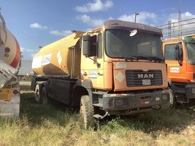 MAN 33.414-V20 - Camion citerne: photos 4 MAN 33.414-V20 - Camion citerne: photos 4