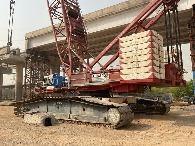 Terex Demag CC2800 - Grue sur chenilles: photos 2 Terex Demag CC2800 - Grue sur chenilles: photos 2