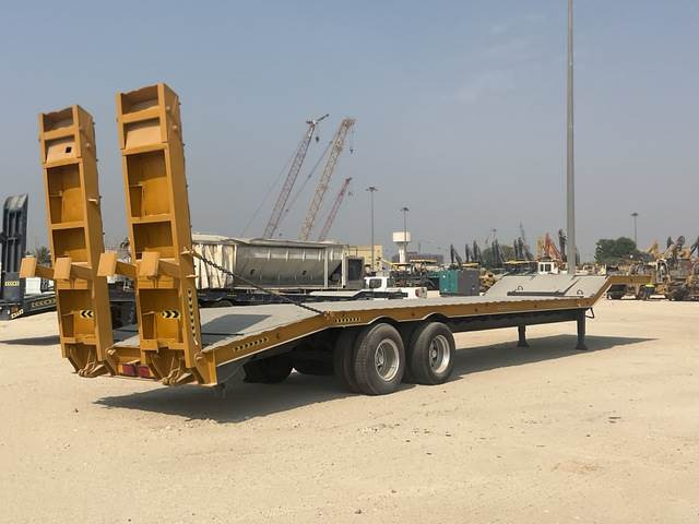 15.1 m T/A Step Deck Trailer - Semi-remorque surbaissé: photos 3 15.1 m T/A Step Deck Trailer - Semi-remorque surbaissé: photos 3