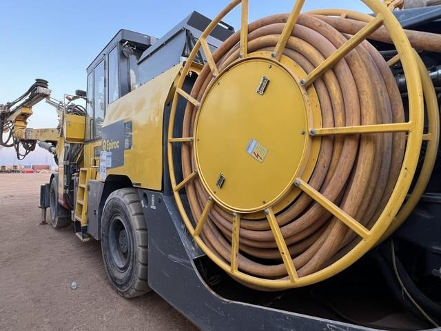 Epiroc Boomer XE3C - Machine d'exploitation minière: photos 2 Epiroc Boomer XE3C - Machine d'exploitation minière: photos 2