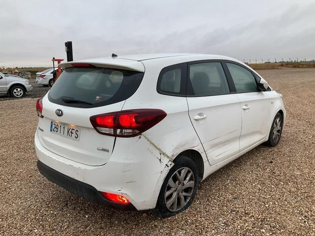 Kia Carens - Voiture: photos 3 Kia Carens - Voiture: photos 3