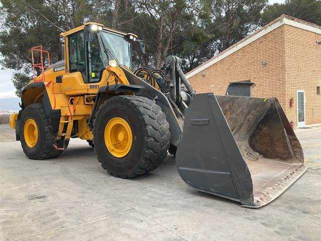 Volvo L150H - Chargeuse sur pneus: photos 4 Volvo L150H - Chargeuse sur pneus: photos 4