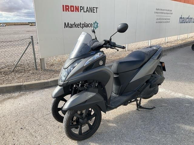 Yamaha Tricity - Motocyclette: photos 1 Yamaha Tricity - Motocyclette: photos 1