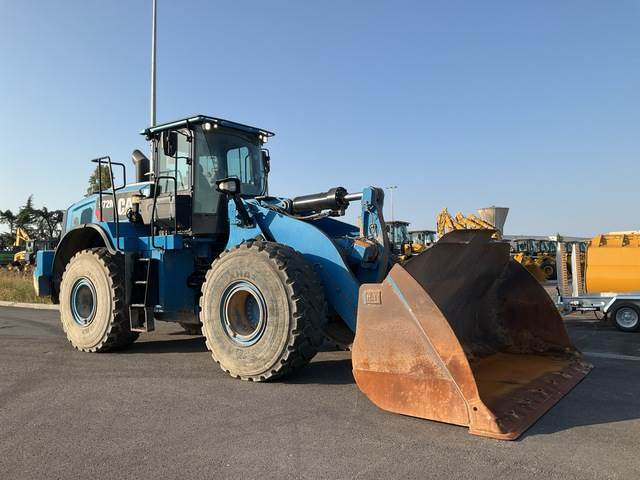 CAT 972M - Chargeuse sur pneus: photos 4 CAT 972M - Chargeuse sur pneus: photos 4