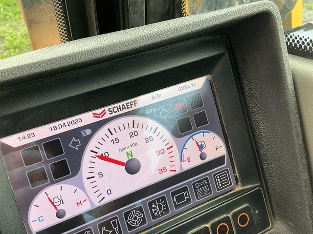Pelle sur pneus Yanmar B110W: photos 7