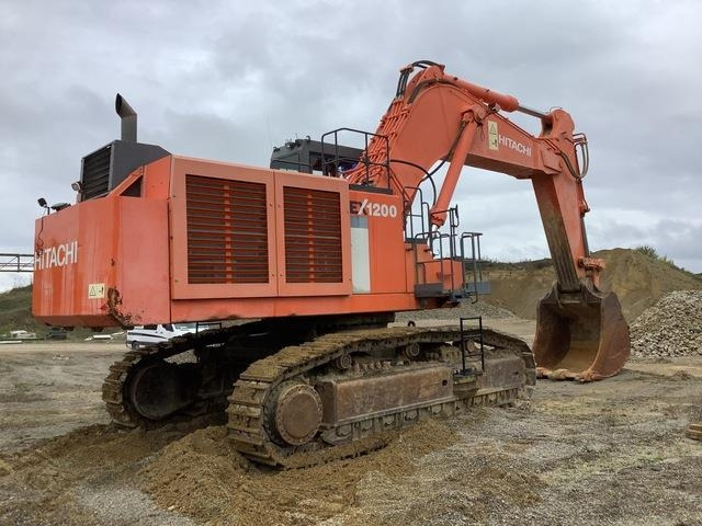 Hitachi EX1200-6 - Pelle sur chenille: photos 3 Hitachi EX1200-6 - Pelle sur chenille: photos 3