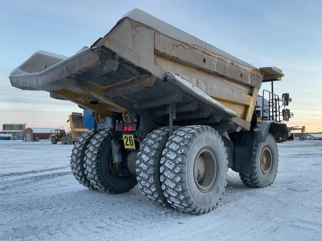 Komatsu HD605-7EO - Tombereau rigide: photos 3 Komatsu HD605-7EO - Tombereau rigide: photos 3